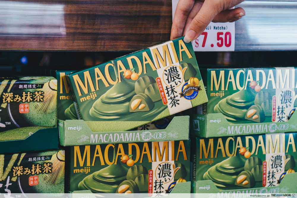 Macadamia Meiji chocolate