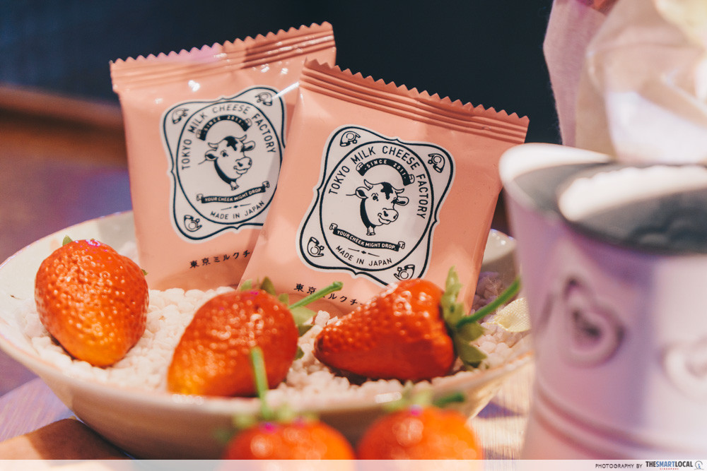 Tokyo Milk Cheese Factory's new Strawberry & Milk Tea Cookies 