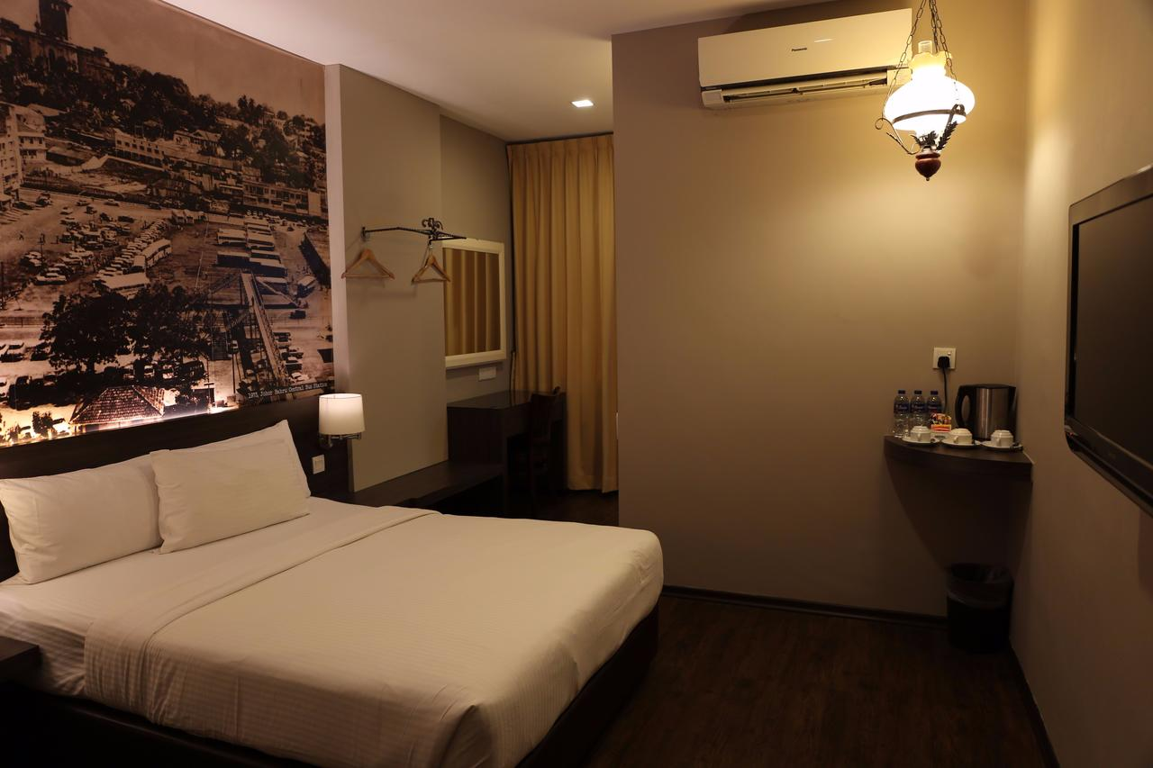 grand jade hotel room