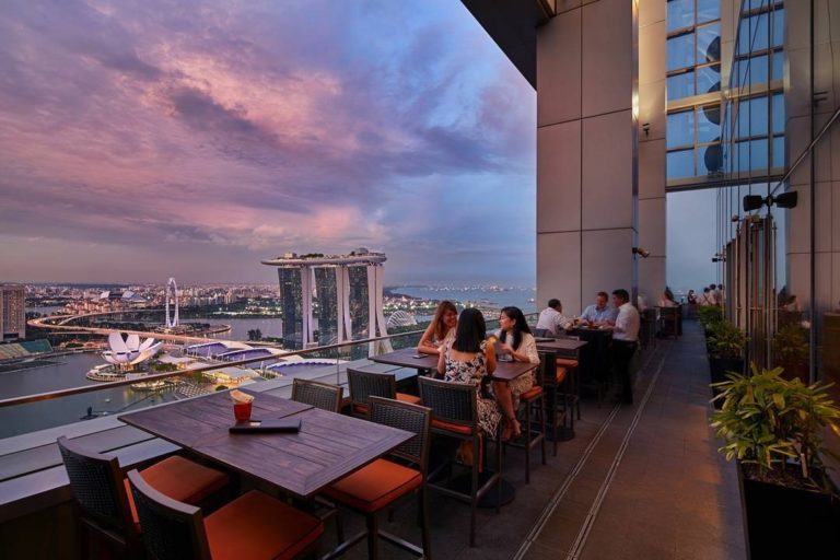 10 Restaurants With Unblocked Views Of Singapore To Impress Your Date