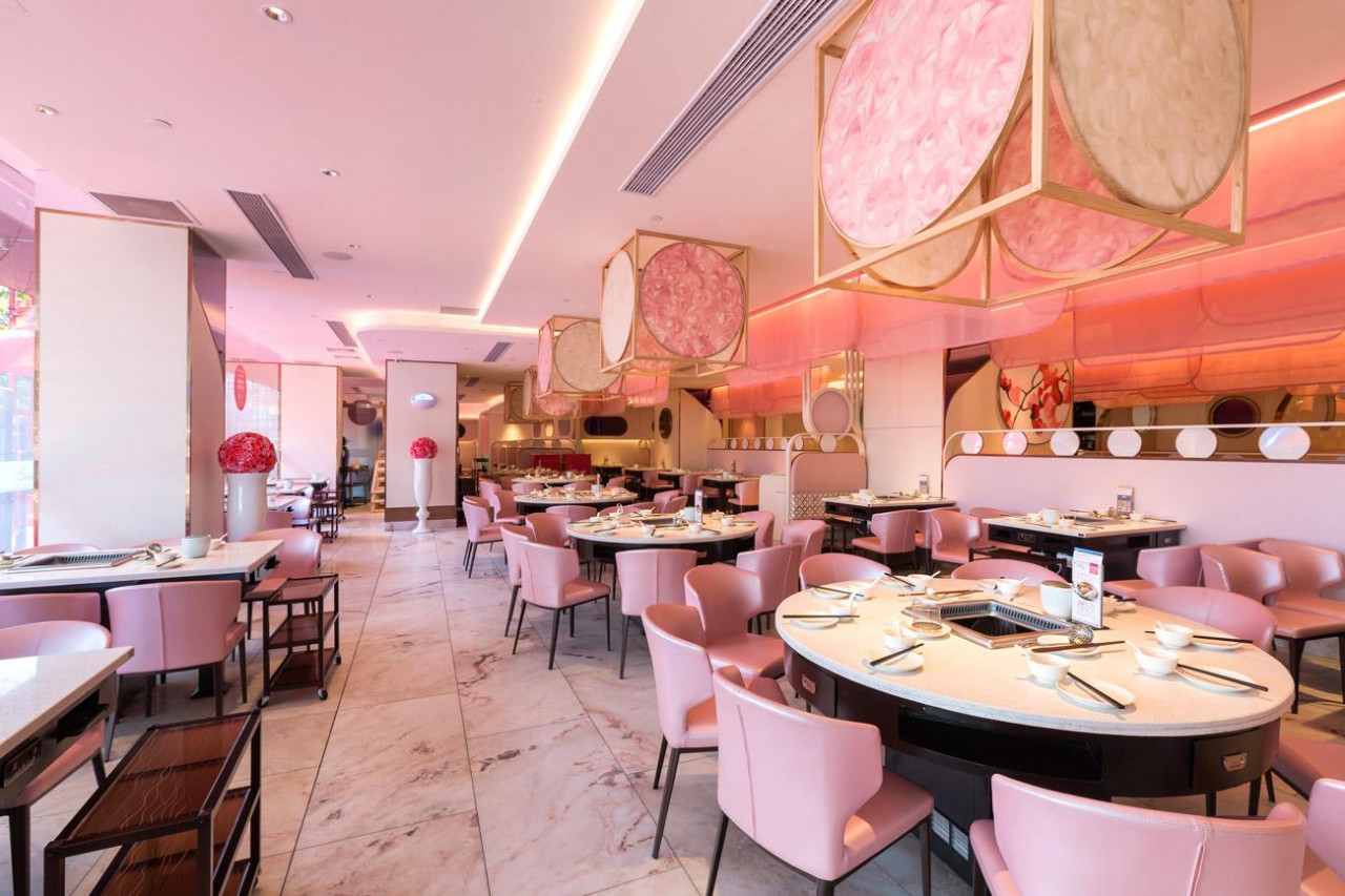pink designed beauty in the pot mala restaurant