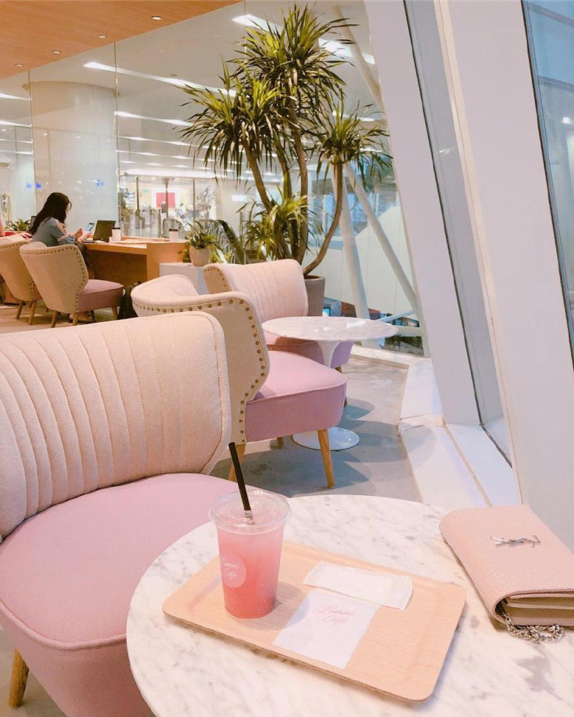 7 Millennial Pink Cafes & Restaurants In Singapore To Visit With Your Girlfriends