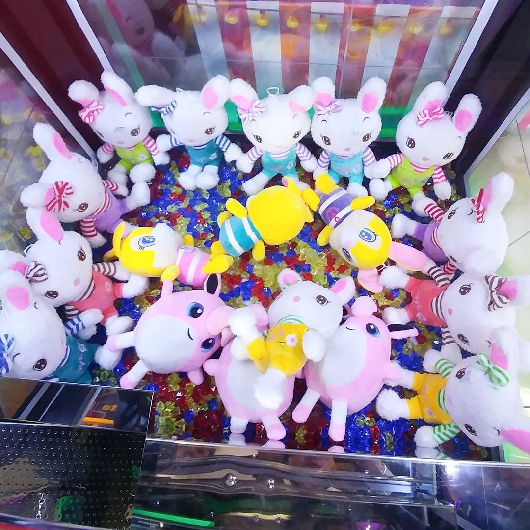 Claw Machines in Singapore, Timezone