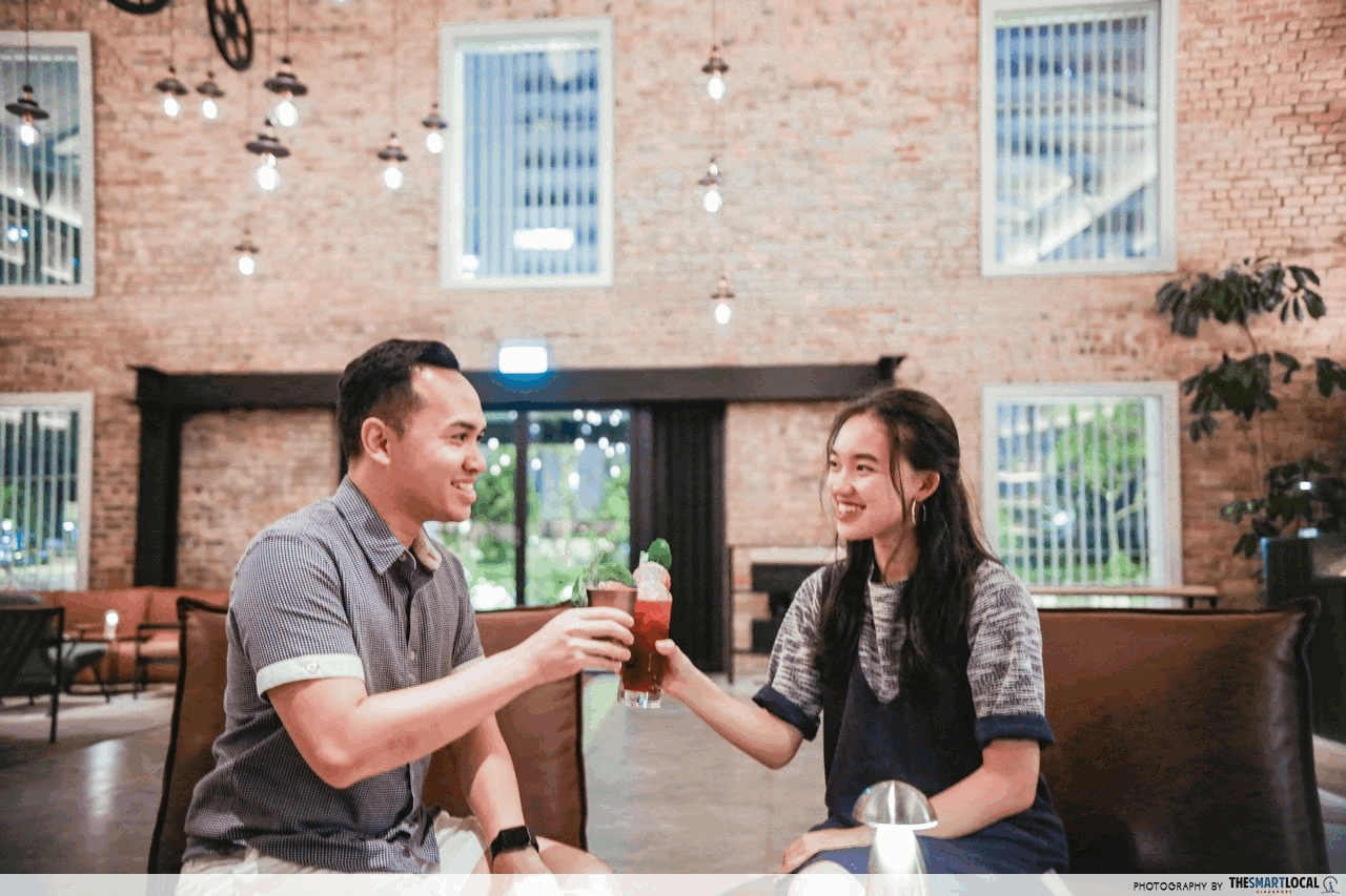 dating in singapore