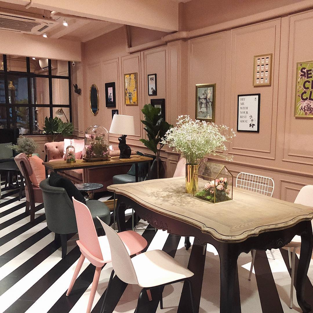 seoulcial club pink cafe themed restaurant shop bangkok tiger bubble tea soft serve