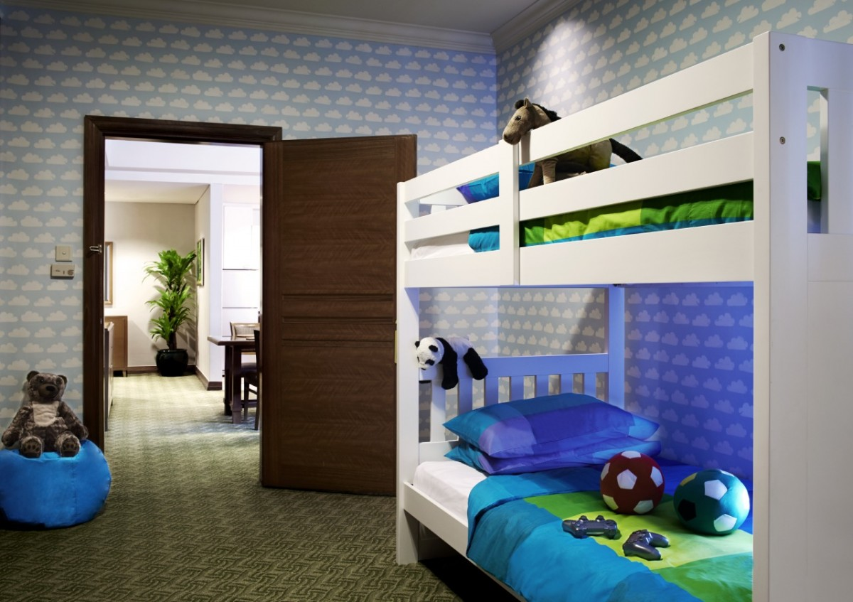 bunk beds with toys at Pullman KL 
