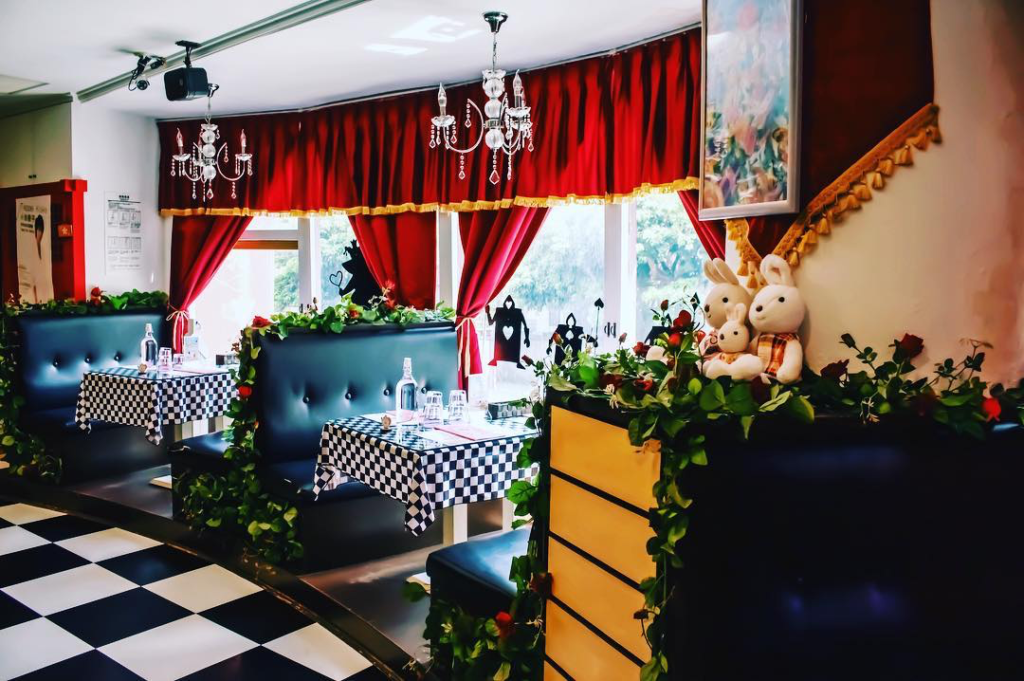 7 Insanely Themed Cafes & Restaurants In Asia With LINE Friends