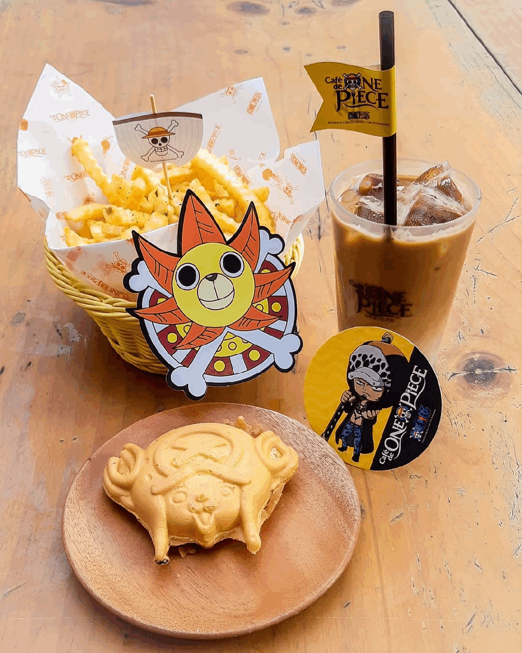 Food at Cafe de One Piece