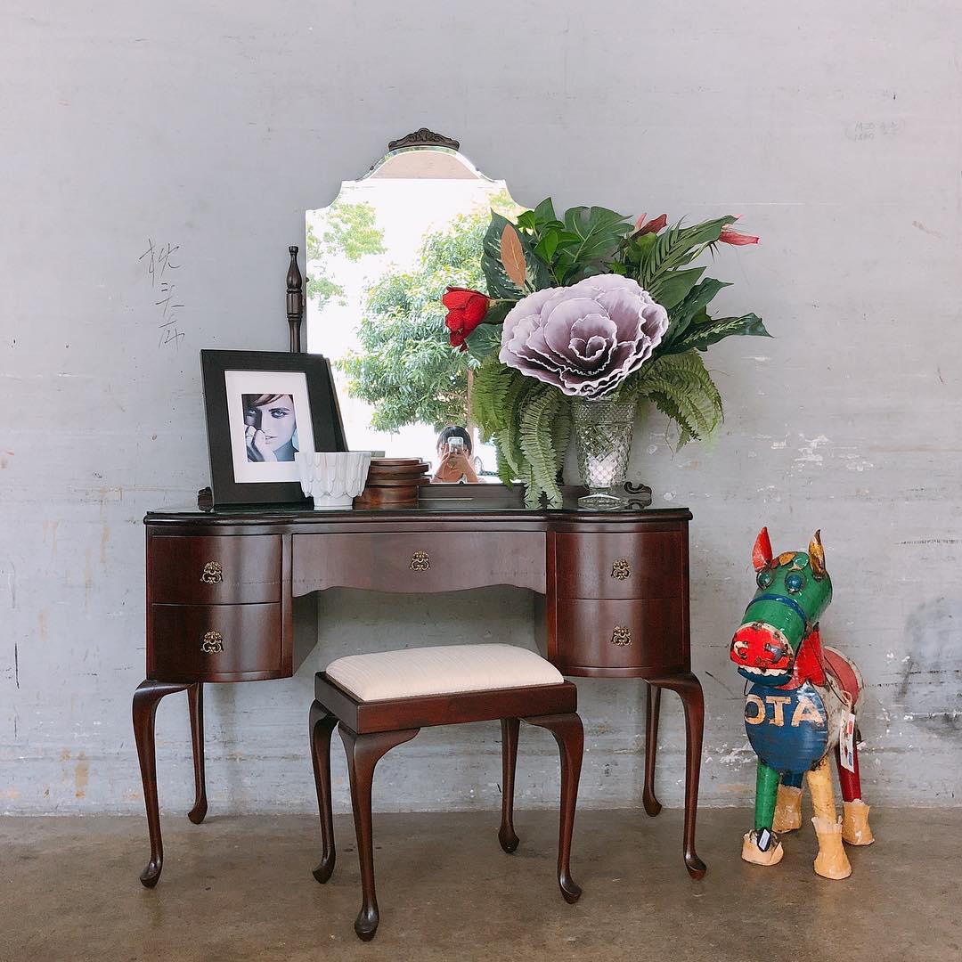 Hock Siong & Co - furniture