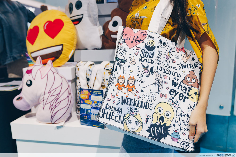marina square emoji themed photo station pop up event tote bags