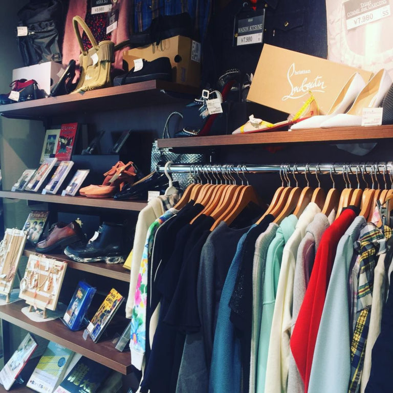 10 Thrift Stores In Osaka For Cheap PreLoved Clothes, Shoes, And Knick