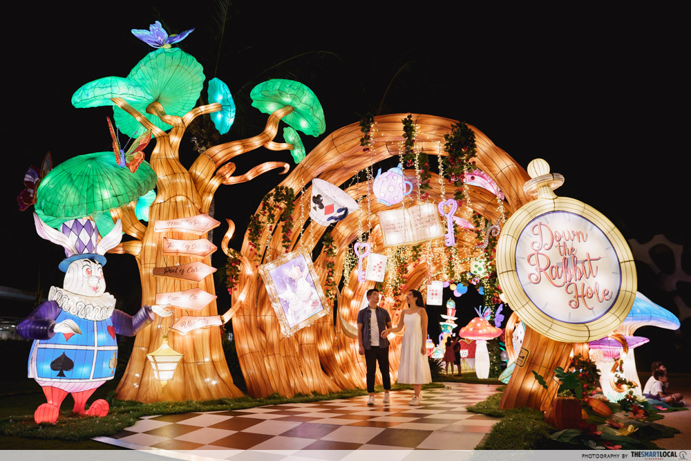 VivoCity Mid-Autumn 2019 Light-Up Alice in Wonderland Down Rabbit Hole