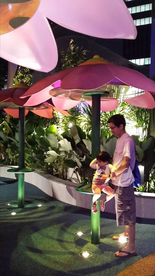 free playgrounds in mall - westgate wonderland interactive light display
