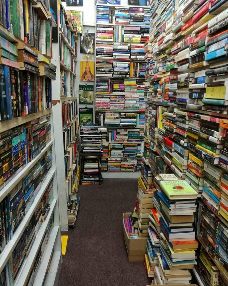 10 Secondhand Bookstores In Singapore For Bookworms To Get Pre-Loved ...