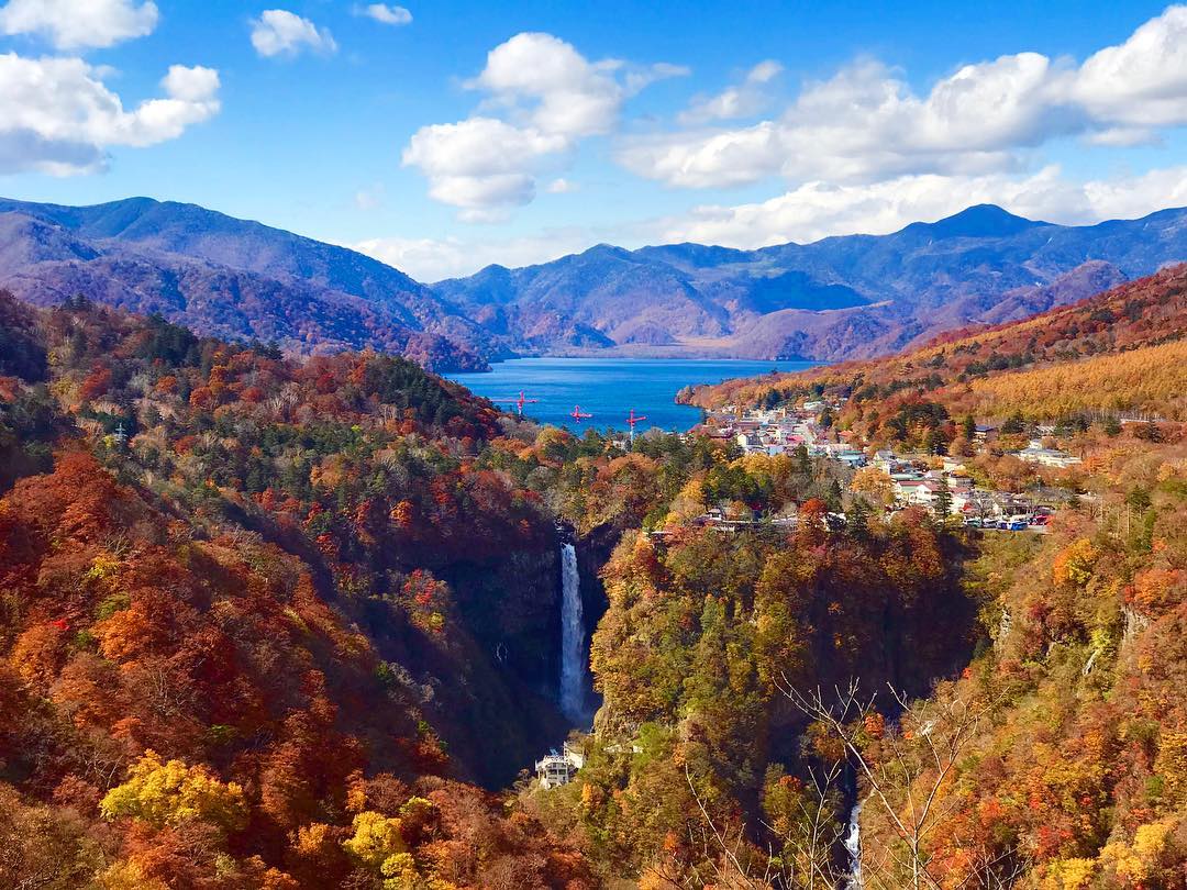 Autumn Japan 2019 lake chuzenji