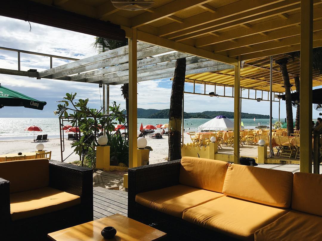 langkawi yellow beach cafe