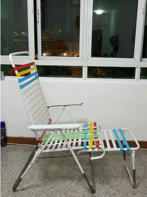 Nostalgic item foldable lawn chair 