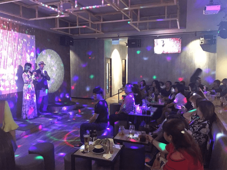 7 Cheap Karaoke Places In East Singapore From 2.60/Hour