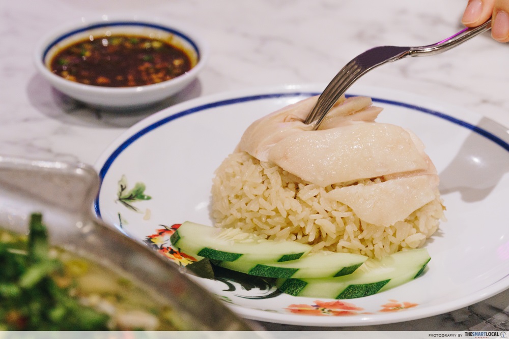 New F&B at Jem Go-Ang Pratunam Chicken Rice