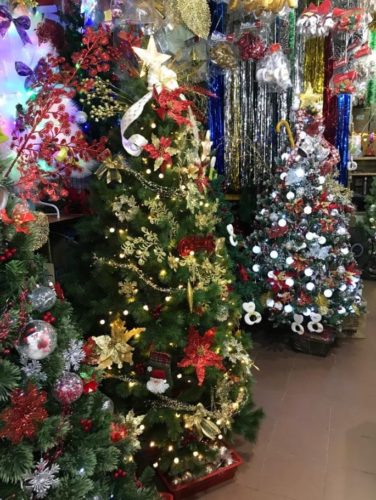 7 Shops With Cheap Christmas Decorations To Deck Your Halls With In