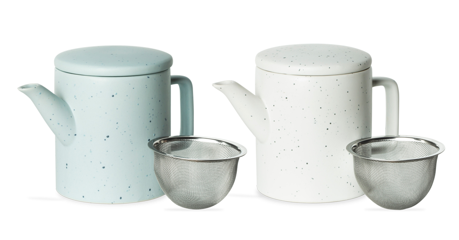 t2 scandi teapots blue and white