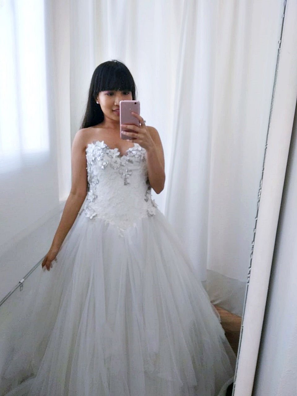 Wedding gown sample sale Singapore