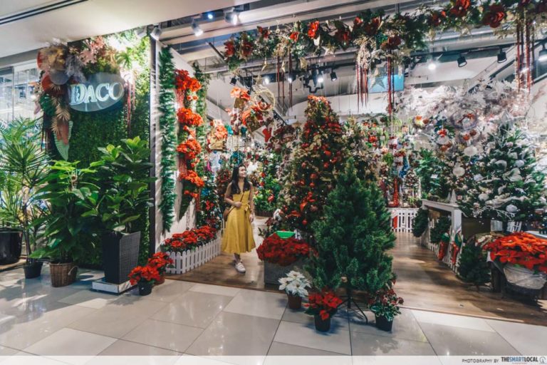 KINEX Mall Has Whimsical Christmas Decor &amp; Cafes For Your Year-End