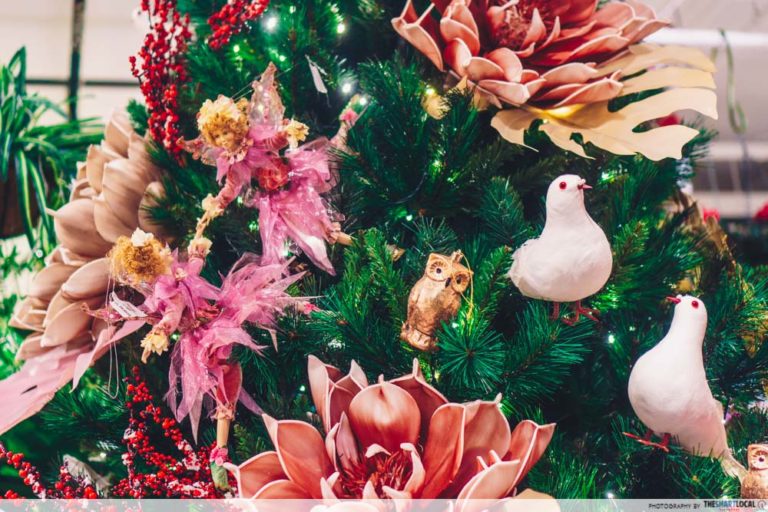 KINEX Mall Has Whimsical Christmas Decor & Cafes For Your YearEnd