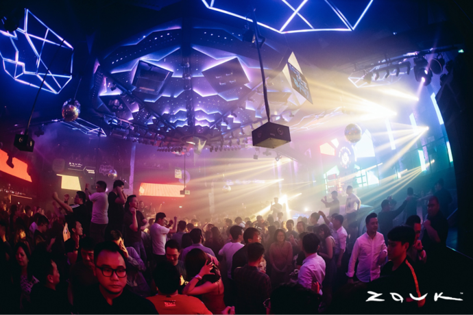 Best Bars, Clubs & Nightlife Spots In Singapore To Party At If Your ...