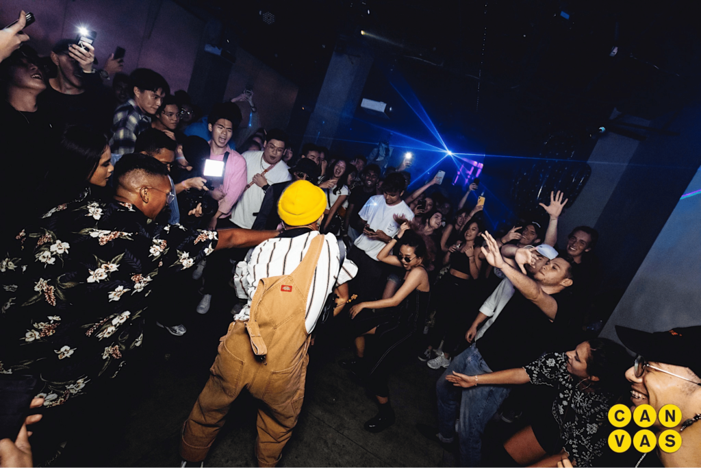 Best Bars, Clubs & Nightlife Spots In Singapore To Party At If Your