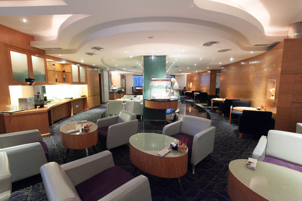 M Hotel Singapore m club lounge