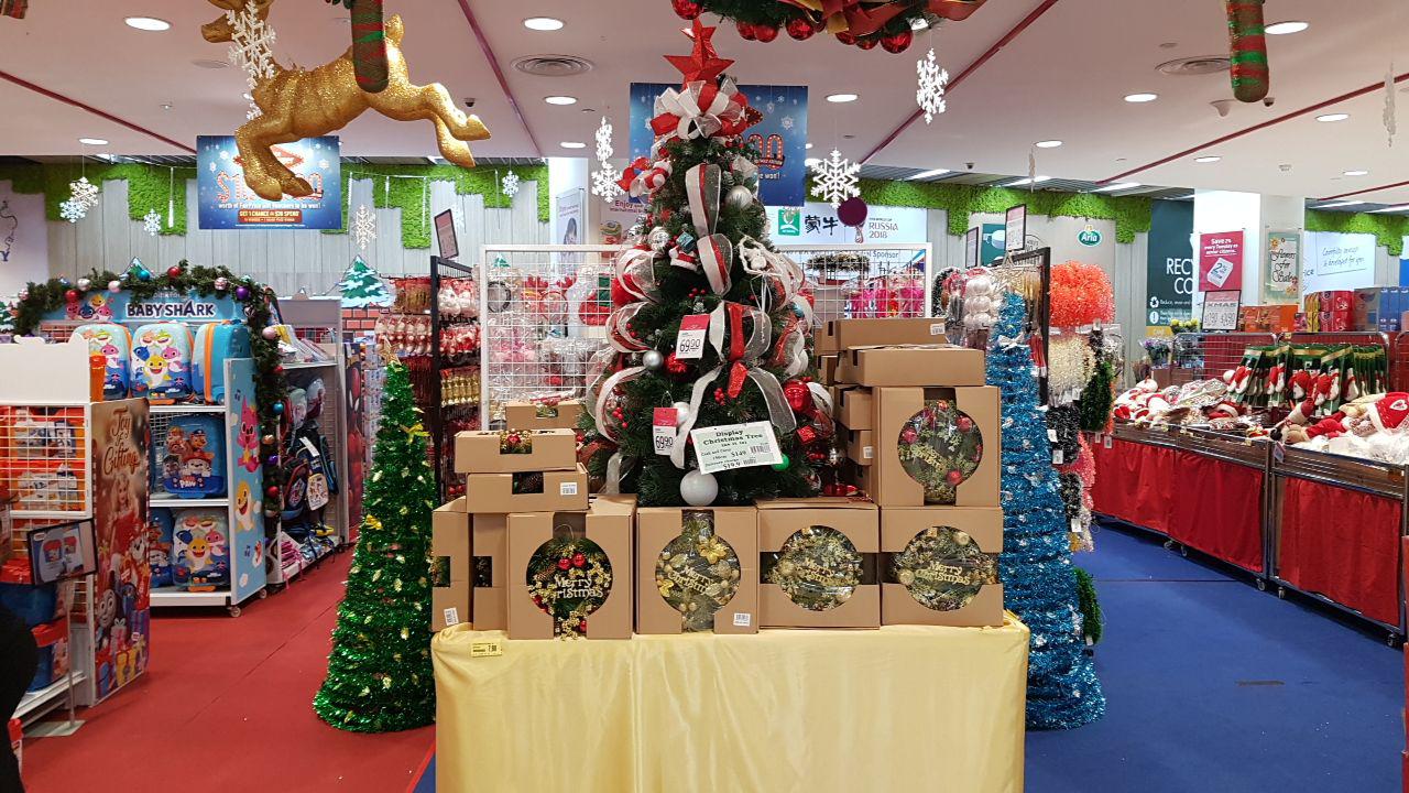 10 Places To Buy Cheap Christmas Trees In Singapore - Real &amp; Artificial