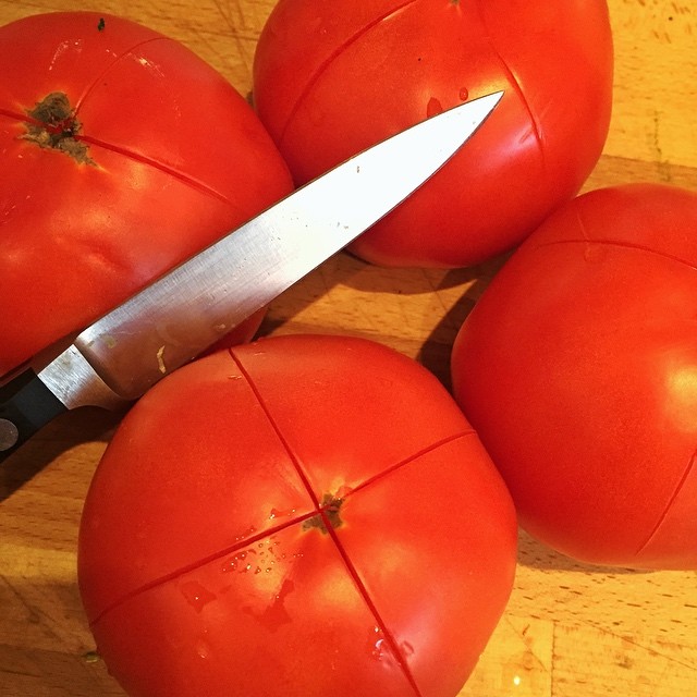 kitchen peeling hacks tomato