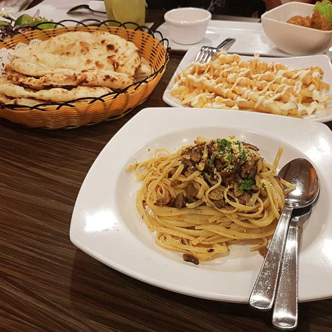 24 Hour Food Delivery Services For When You Go Hungry 24-hour-food-delivery-services-for-when-you-go-hungry
