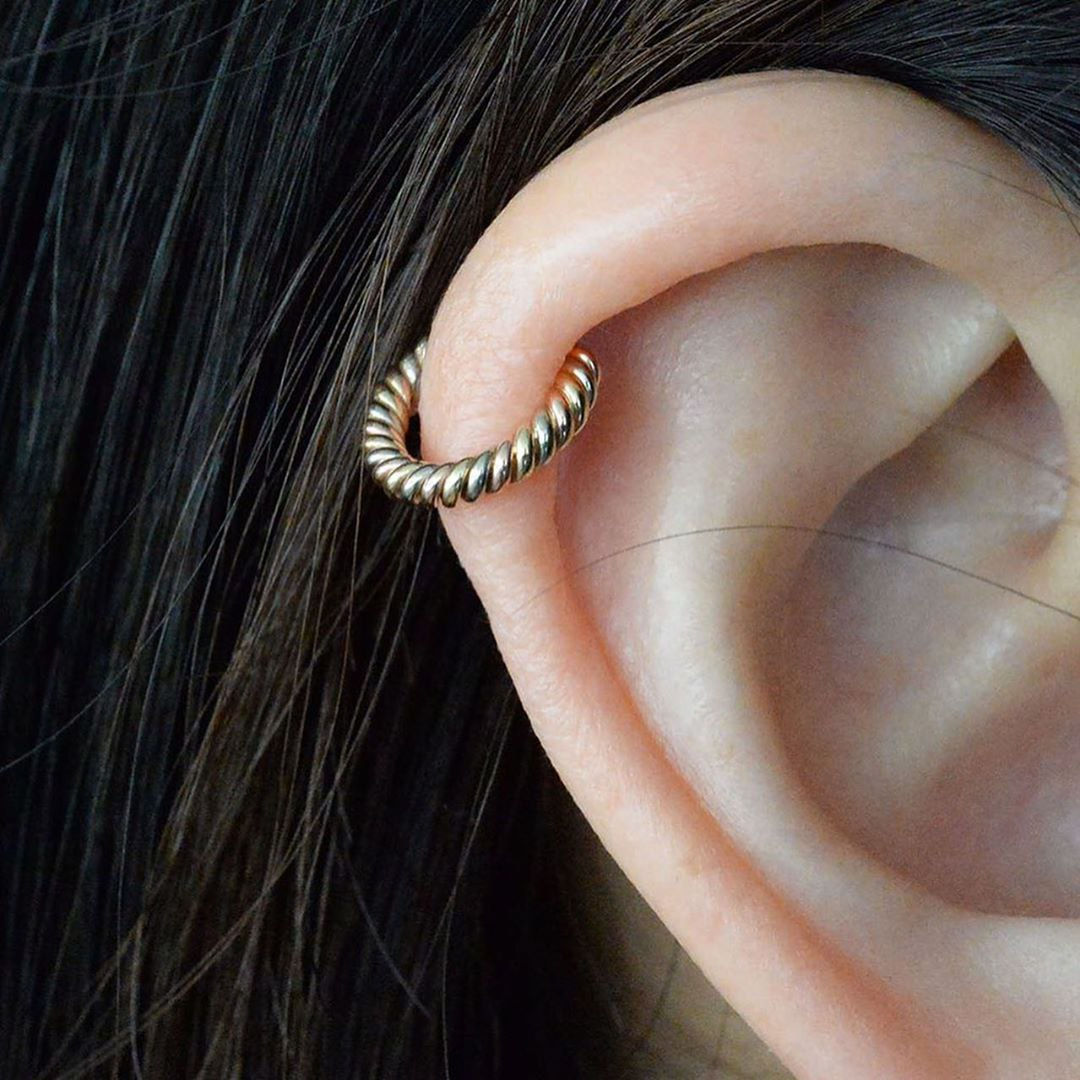 Getting a ear piercing on your helix will not cause blindness.