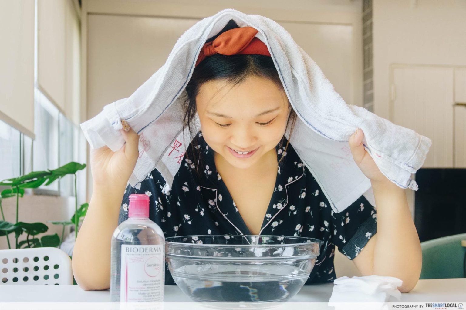 5 Correct Ways To Remove Makeup Completely So You Won't Break Out