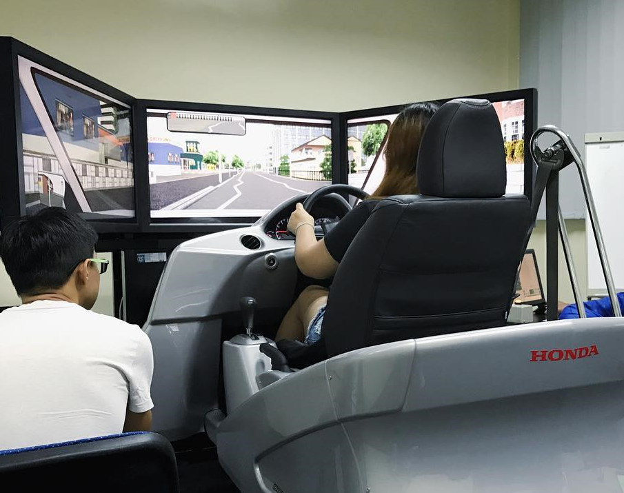 Driving simulator Bukit Batok Driving Centre