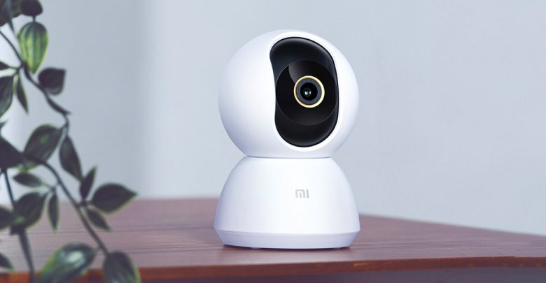 The Xiaomi Mijia Smart Camera PTZ lets you rotate the view for 360-degree coverage.