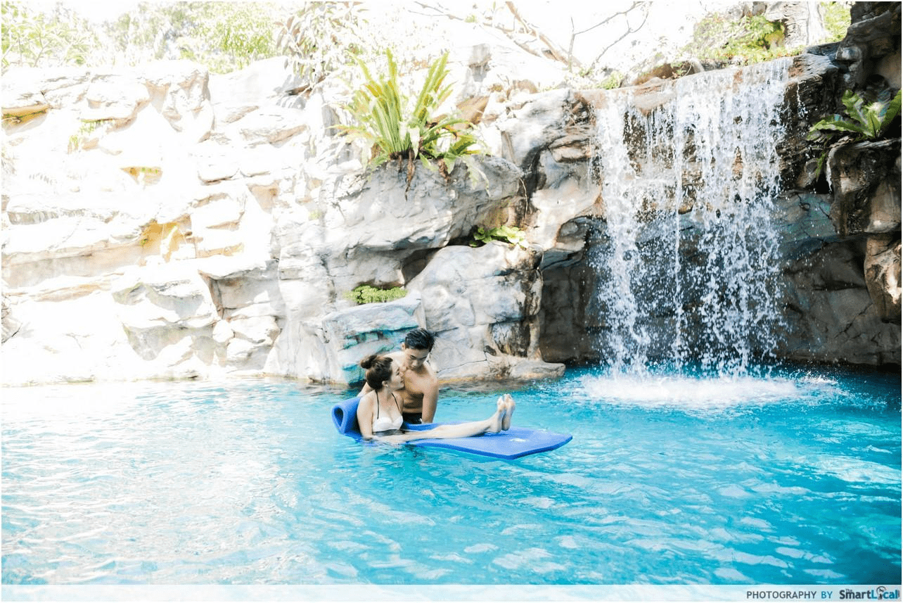 Phase 2 reopened hotels - Waterfall pool Sofitel Sentosa - 