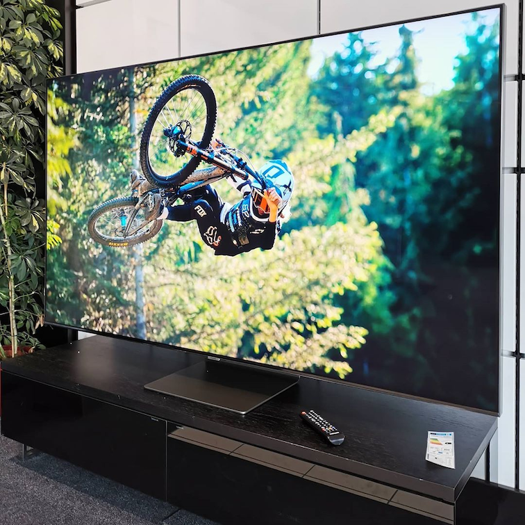 best smart tvs in singapore - the Samsung Q90T has the best contrast.