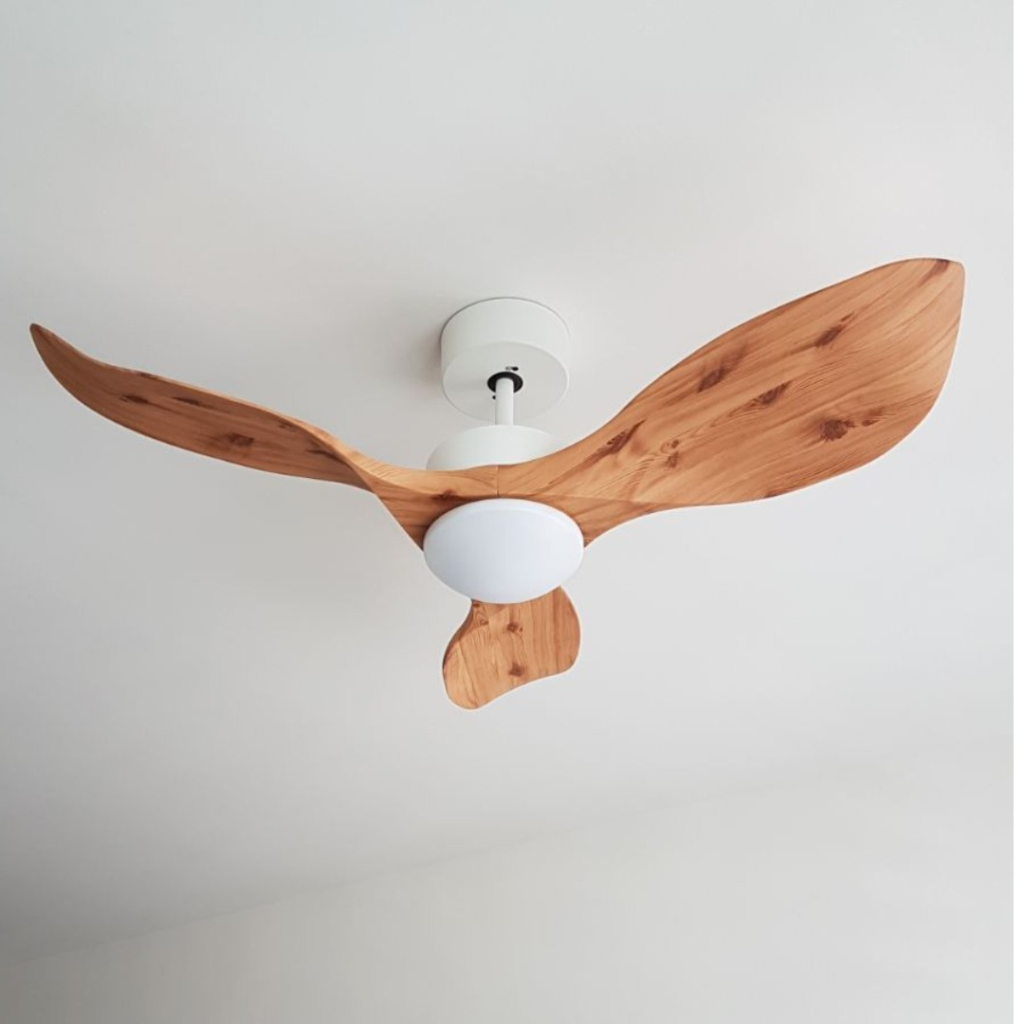9 Best Ceiling Fans In Singapore With Bladeless Options To Stay Cool