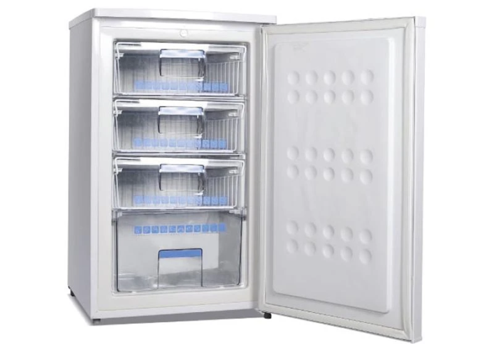 7 Best Mini Fridges In Singapore For Drinks At Arm’s Reach Or To Extend