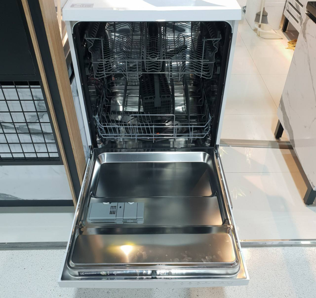 9 Best Affordable Dishwashers In Singapore To Help You Clear Dishes