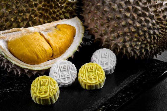 four seasons durian mooncake