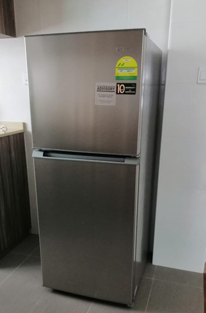 10 Best Fridges In Singapore, Sorted By Price & With Smart Features