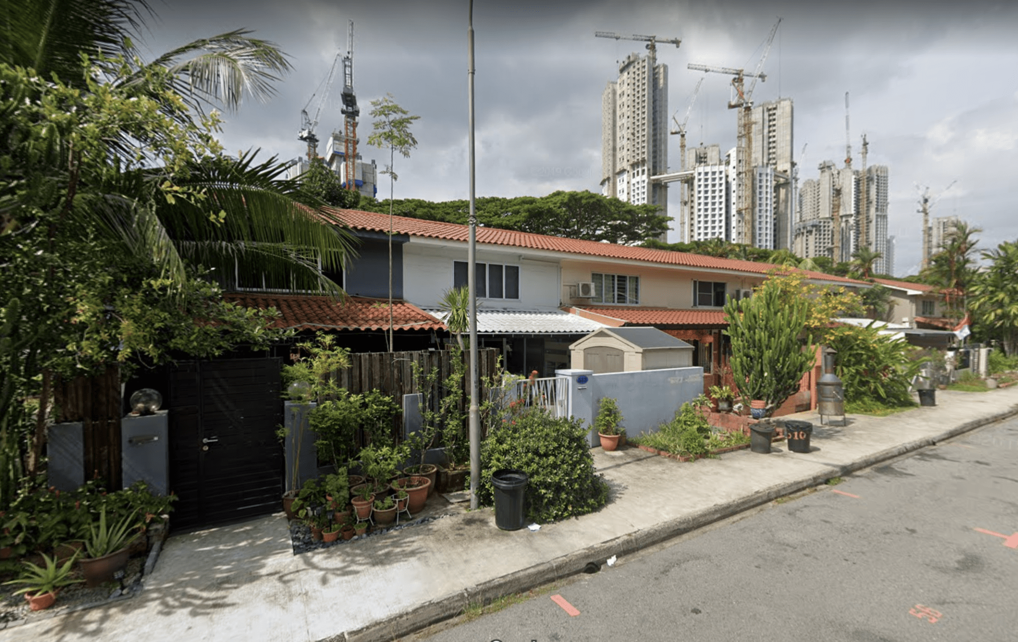 “Landed” HDB flats on sale at Queenstown