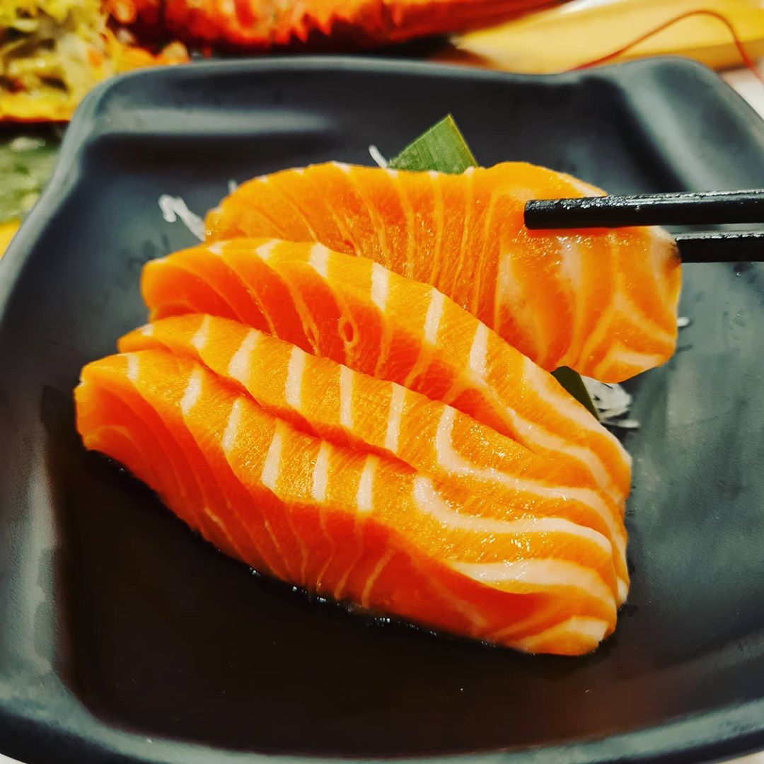 magic touch salmon sashimi