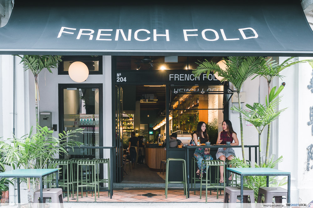 Al Fresco Dining at French Fold 