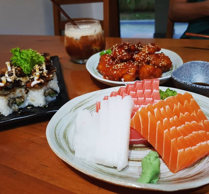 new cafes restaurants january 2021 - lucky cat vegetarian sashimi