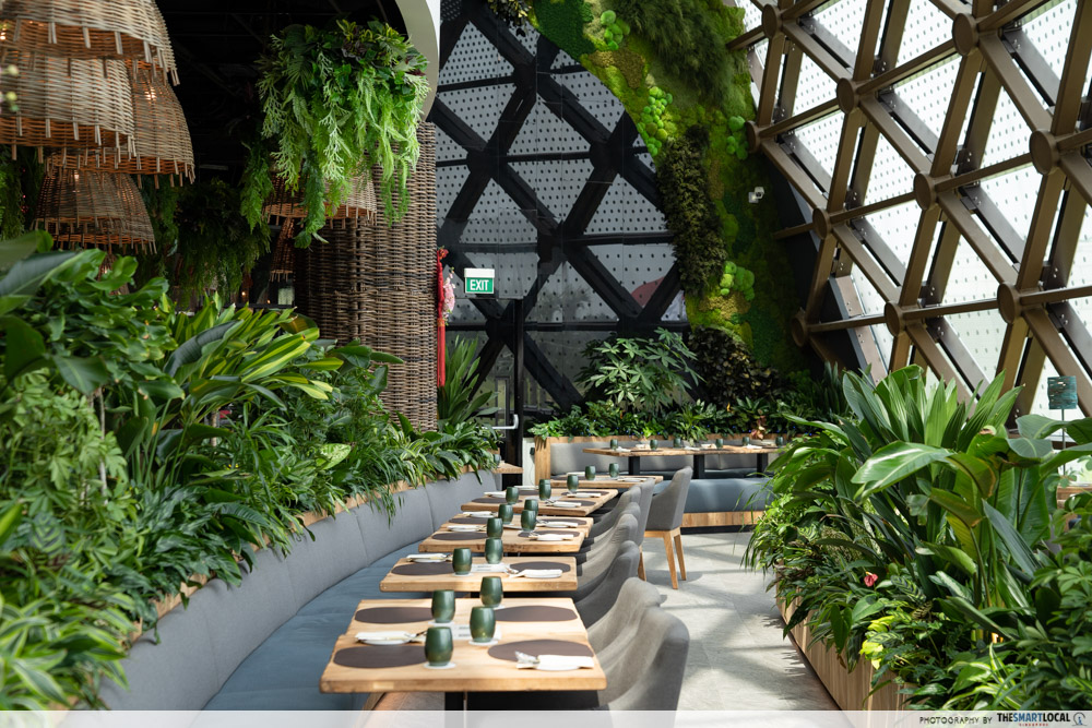 Dusit Thani Laguna Singapore - the greenhouse restaurant